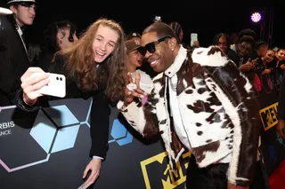 Busta_Rhymes_with_Fans-20241113153456.jpeg