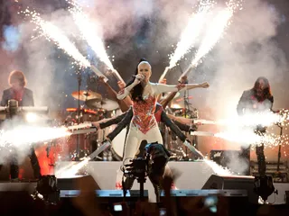2010 Performers Image 49