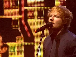 mgid:file:gsp:scenic:/international/mtvema/2015/images/gifs/32_sheeran-clap.gif