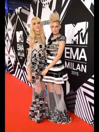 mgid:file:gsp:scenic:/international/mtvema/2015/images/galleries/Nervo-494232938-3x4.jpg
