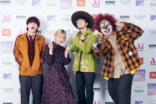 mgid:file:gsp:scenic:/international/mtvjapan.com/vmaj/2022-trophy-sekai-no-owari-02.jpg