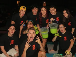 MPN Squad se preparando pro banho de slime!