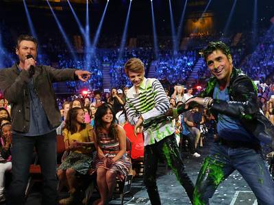 mgid:file:gsp:kids-assets:/nick/promos-thumbs/flipbooks/kids-choice-awards-2016/best-moments-flipbook/kca-2016-flipbook-show-photo-14-4x3.jpg