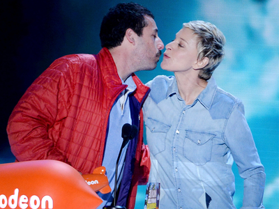 mgid:file:gsp:scenic:/international/kidschoiceawards.com/2016/_nightof/winners/9-KCA16-winner-transylvania-2-2.png