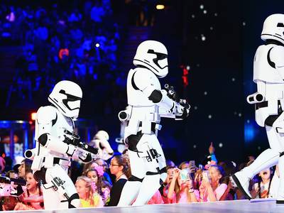 mgid:file:gsp:scenic:/international/kidschoiceawards.com/2016/_nightof/highlights-gallery/highlights-3.jpg