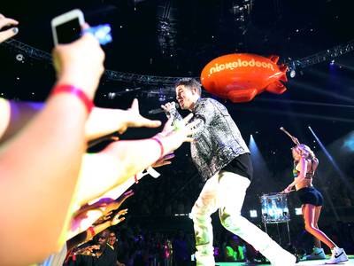 mgid:file:gsp:scenic:/international/kidschoiceawards.com/2015/images/galleries/NickJonas-CCAM1796.jpg