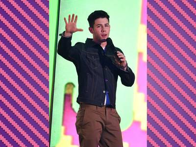 mgid:file:gsp:scenic:/international/kidschoiceawards.com/2015/images/galleries/NickJonas-467957430.jpg