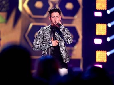 mgid:file:gsp:scenic:/international/kidschoiceawards.com/2015/images/galleries/NickJonas-DCAM9309.jpg