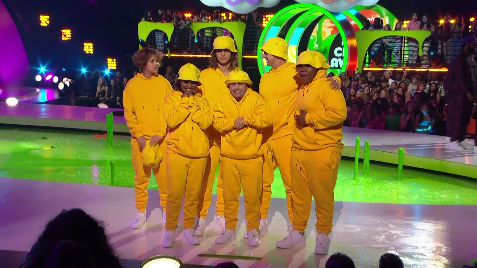 The cast of Warped getting slimed.