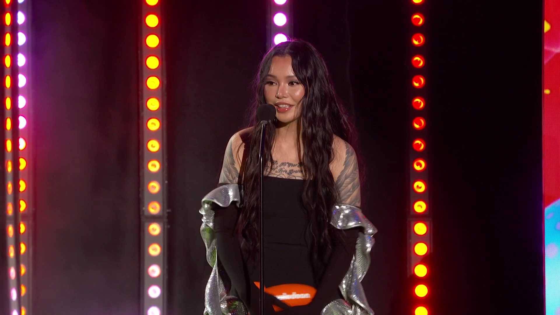 Bella wins the blimp