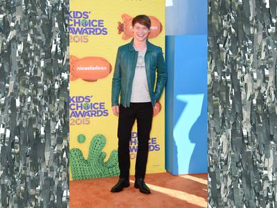 mgid:file:gsp:scenic:/international/kidschoiceawards.com/2015/images/galleries/CalumWorthy-467967588.jpg