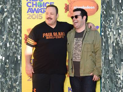mgid:file:gsp:scenic:/international/kidschoiceawards.com/2015/images/galleries/Kevin-James-JoshGad-467937900.jpg