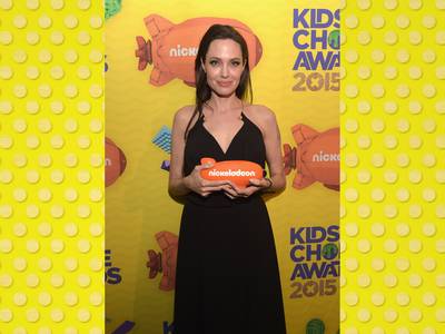 mgid:file:gsp:scenic:/international/kidschoiceawards.com/2015/images/galleries/AngelinaJolie-467962112.jpg