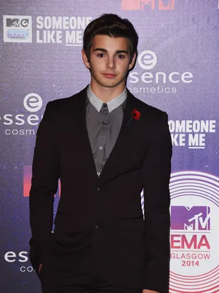 mgid:file:gsp:scenic:/international/mtvema/2014/images/galleries/2014-ema-red-carpet/JackGriffo-458717720-4x3.jpg