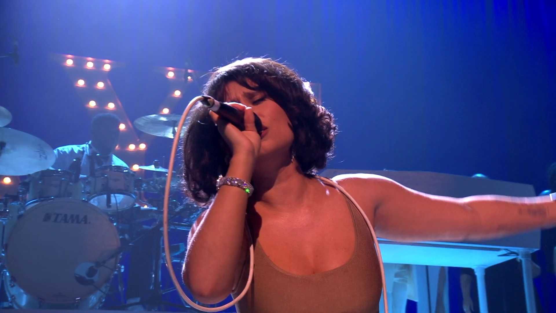 RAYE ESCAPISM / OSCAR WINNING TEARS / BODY DYSMORPHIA (MEDLEY) MTV