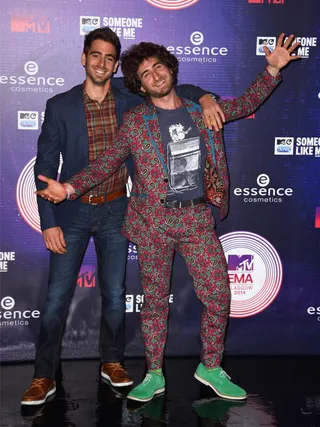 mgid:file:gsp:scenic:/international/mtvema/2014/images/galleries/2014-ema-red-carpet/BrothersGreen-458717902-4x3.jpg