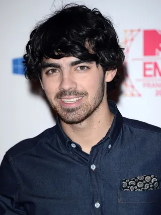 2012 MTV EMA Red Carpet - Img 68