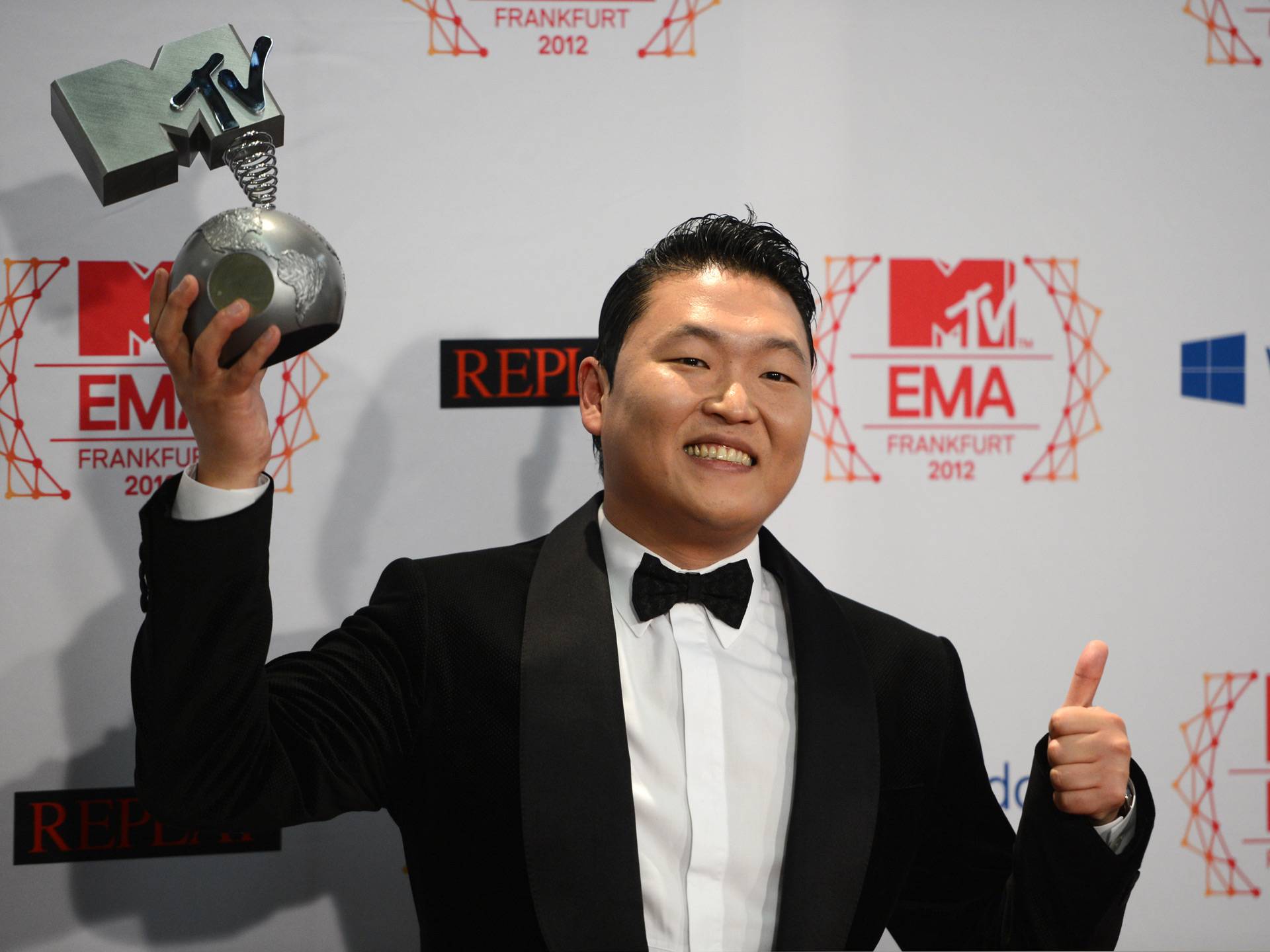 2012 MTV EMA Winners - PSY