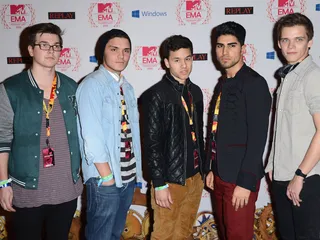 2012 MTV EMA Red Carpet - Img 12