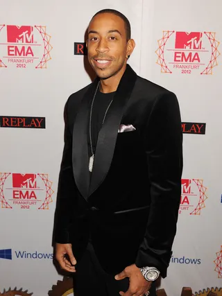 2012 MTV EMA Red Carpet - Img 49