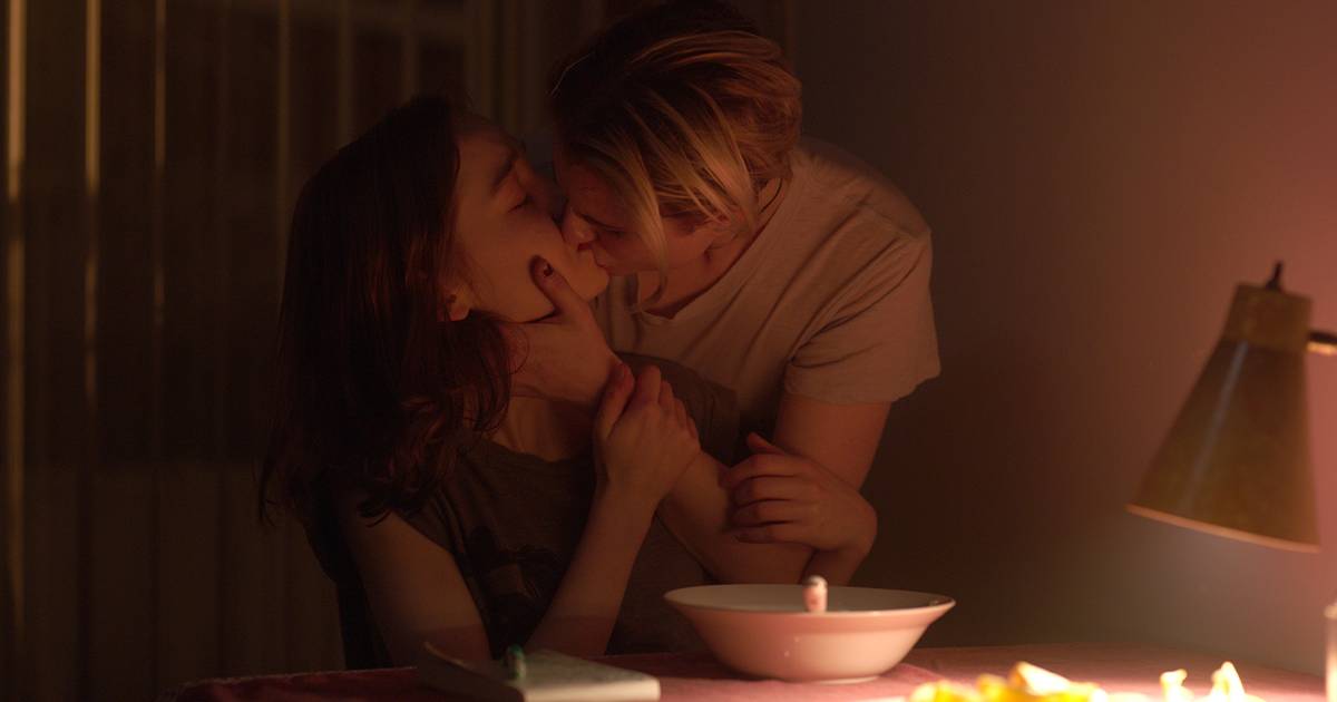 Evan Rachel Wood Seduces A 16-Year-Old Girl In Tense Lesbian Thriller "Allure" | News | Logo TV