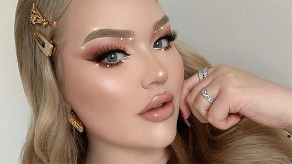 NikkieTutorials Reveals She’s Transgender After Being Blackmailed Into ...