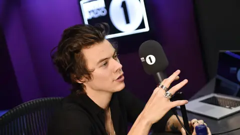 Harry Styles chats to Nick Grimshaw for his first solo interview.