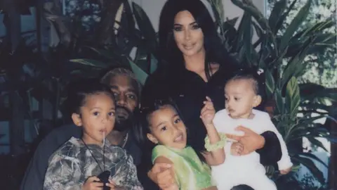 Kim Kardashian expecting fourth child