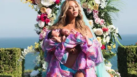 Beyoncé reveals twins Sir and Rumi Carter in July 2017