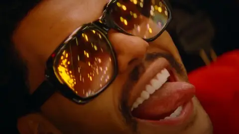 The Weeknd - Blinding Lights - Music Video