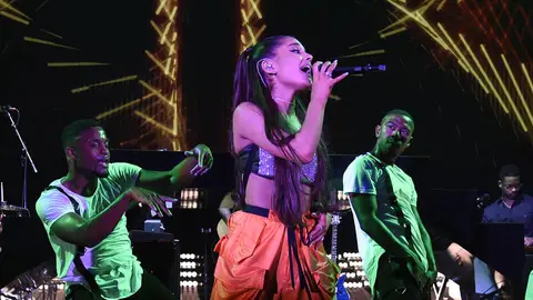 Ariana Grande performing at Amazon Music Unboxing Prime event.