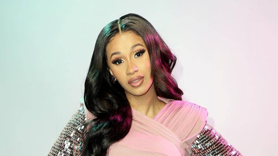 Cardi B Fires Back At Make Up Artist Who Called Her ‘The Worst Client ...