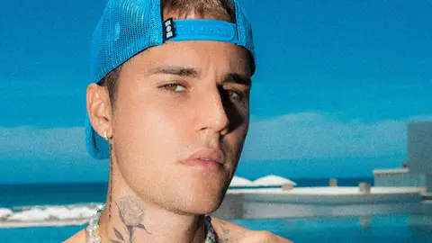 Justin Bieber at the beach VMAs performance announcement