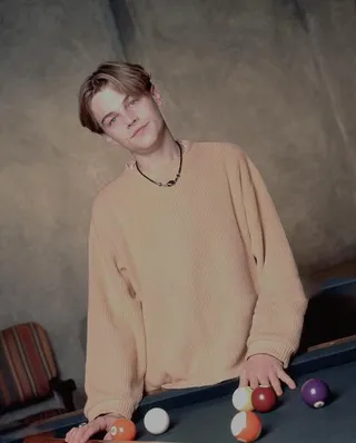 colour_jumper_leo.jpg