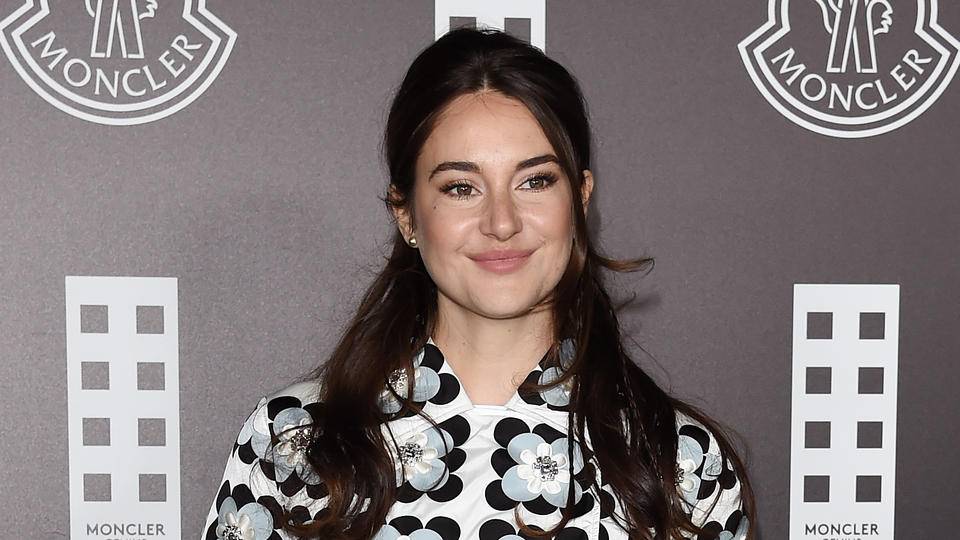 Shailene Woodley Said She Loves Sex And Explained Why Its So Great Just In Case You Forgot News 9926