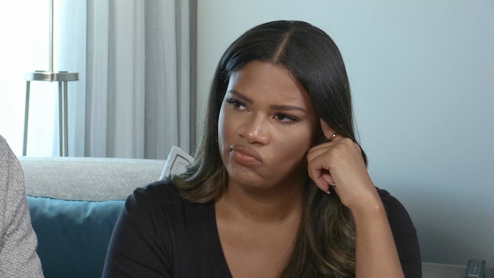 Nev and Kamie Investigate a Possible Case of Breadcrumbing Catfish