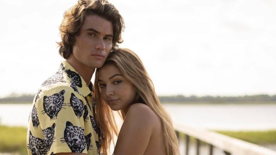 ‘Outer Banks’ Stars Chase Stokes & Madelyn Cline Might Be Dating IRL So ...