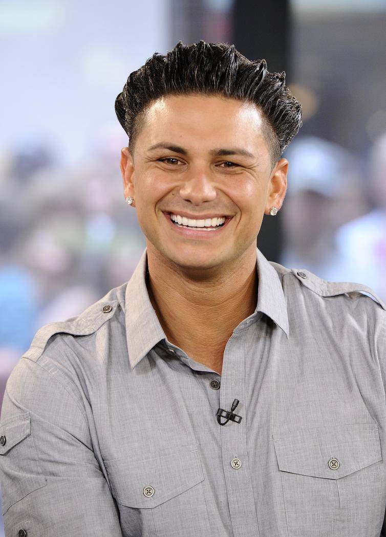 A smile that could - Image 3 from Some Lovely Pictures Of Pauly D I ...