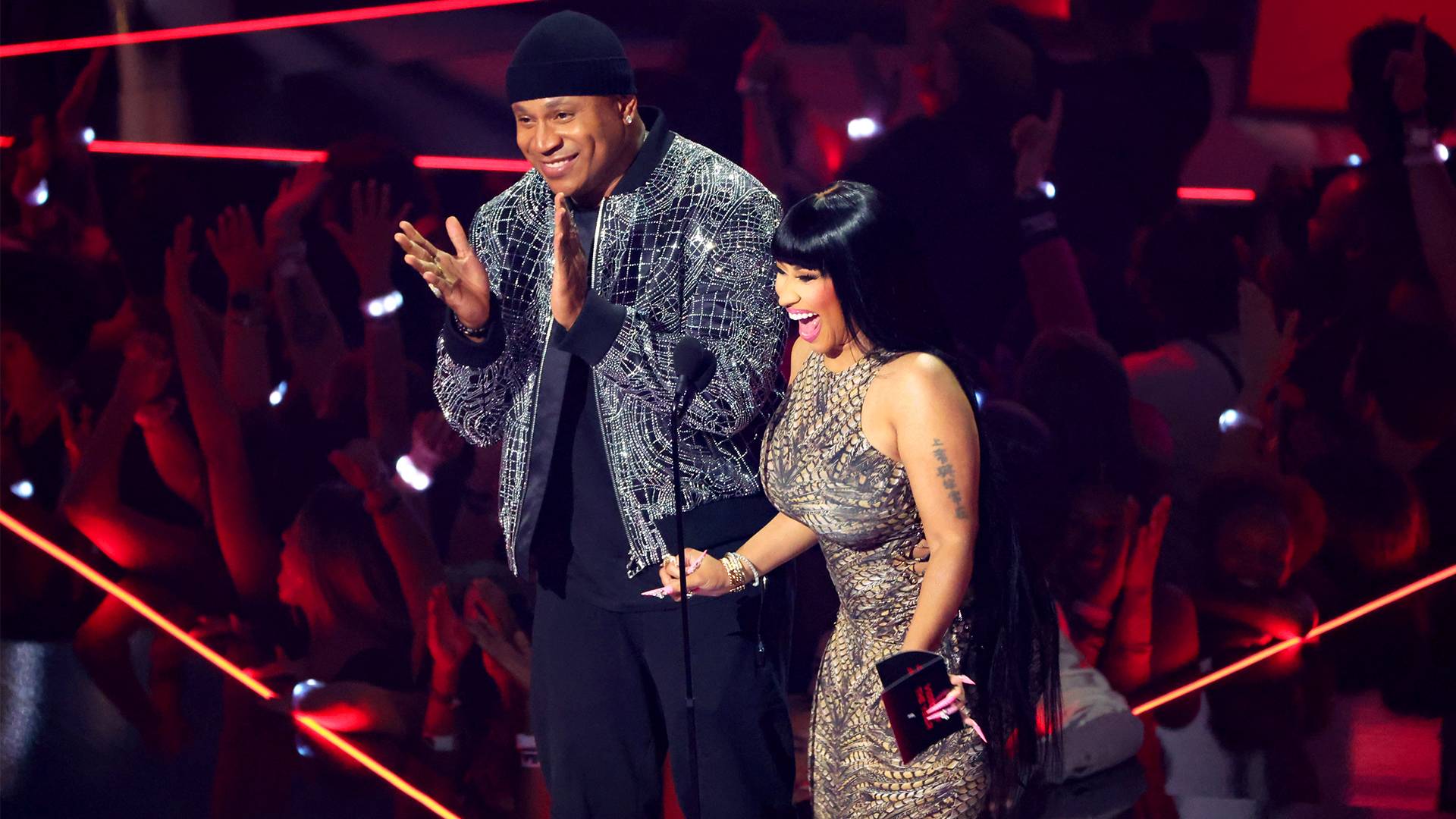 Emcees LL Cool J Image 4 from VMAS Host Rewind VMA