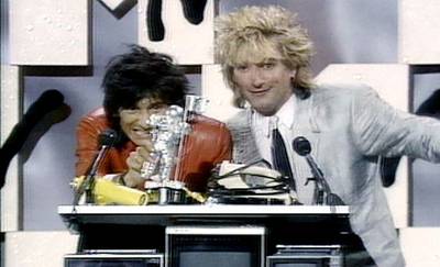 /content/ontv/vma/2007/images/archive/flipbooks/1984/1984_ron_and_rod_01.jpg