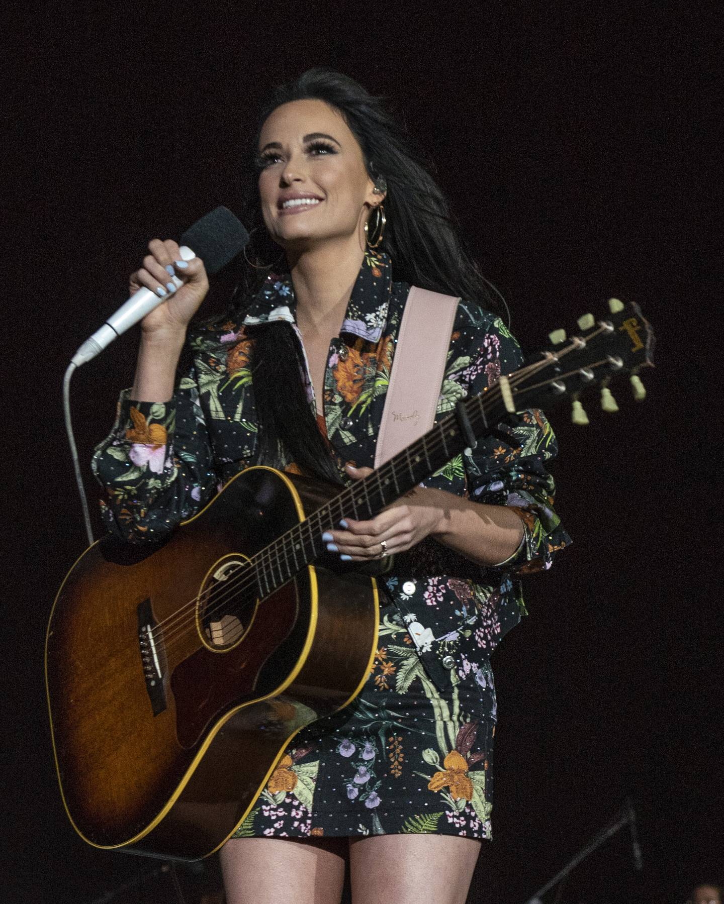 Albums Of The Year: The Magic Of Kacey Musgraves’ 'Golden Hour' | News ...