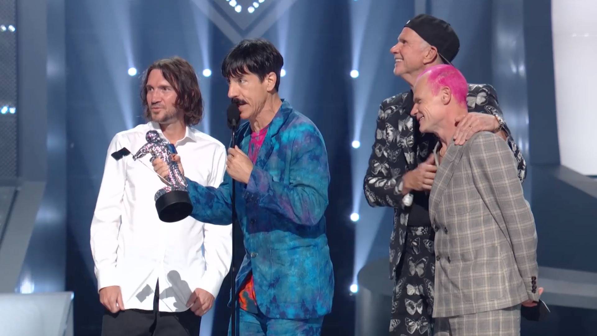 Red Hot Chili Peppers accepts the Best Rock Award for their song “Black Summer” at the MTV VMAs 2022.