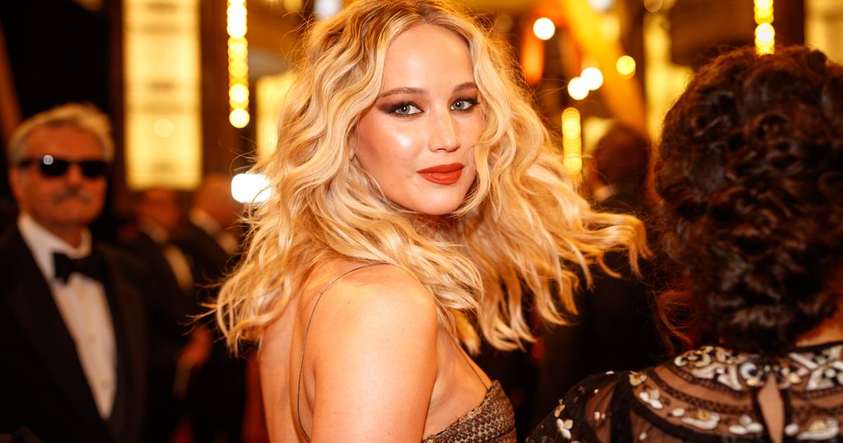 Why Jennifer Lawrence and Emma Stone Skipped Oscars in 2022