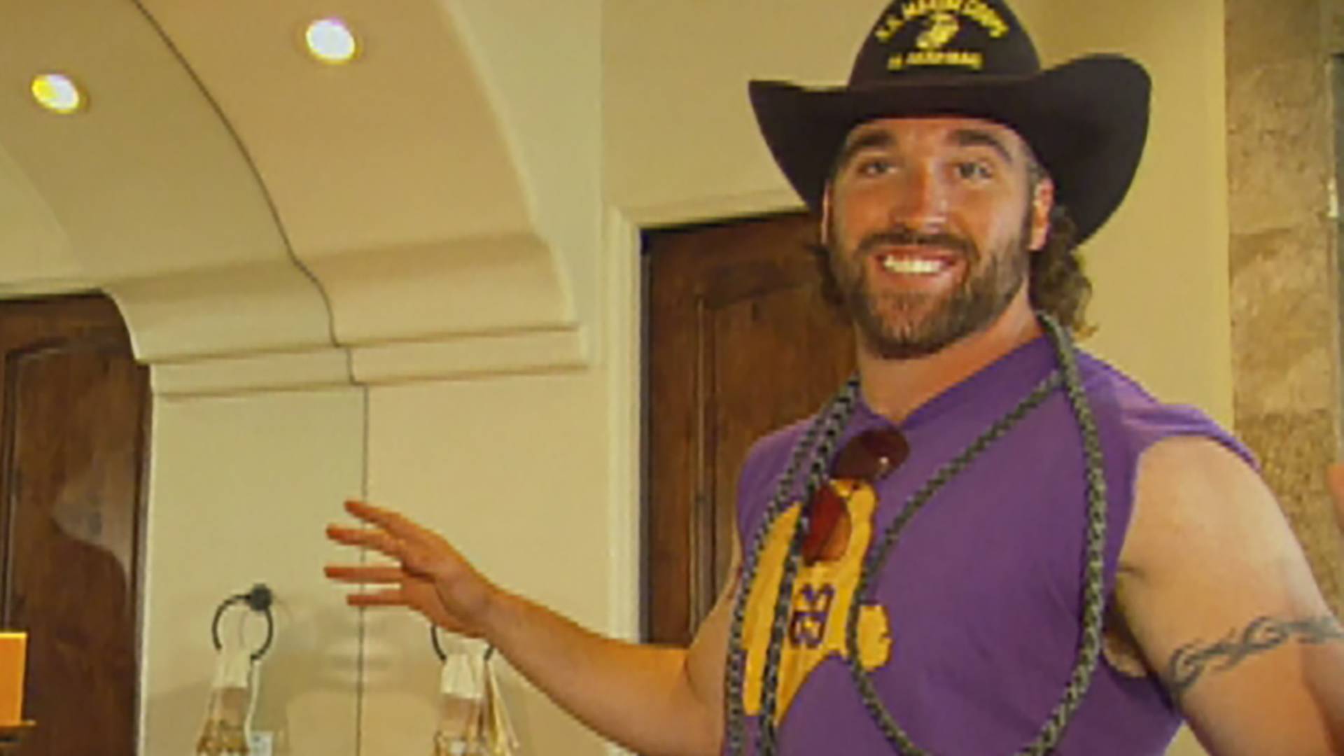 MTV Cribs - Season 17, Ep. 1 - Adrian Peterson, Jared Allen and Willis  McGahee - Full Episode