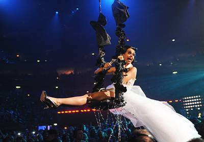 /content/music/ema/2009/photos/show-highlights/92808022-katy-perry.jpg
