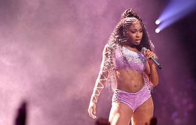 Normani is in charge as she performs her hit single "Motivation" at the 2019 VMAs.