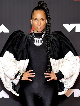 MTV Video Music Awards 2021 | The Best of the VMAs 2021 Red Carpet | Alicia Keys | 1080x1440