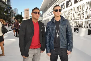 Ronnie Ortiz-Magro and Vinny Guadagnino of 'Jersey Shore' stay cool behind their shades at the 2010 MTV VMAs.