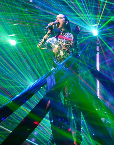 EMA 2013 | Showstopping Performances Katy Perry | 472x600