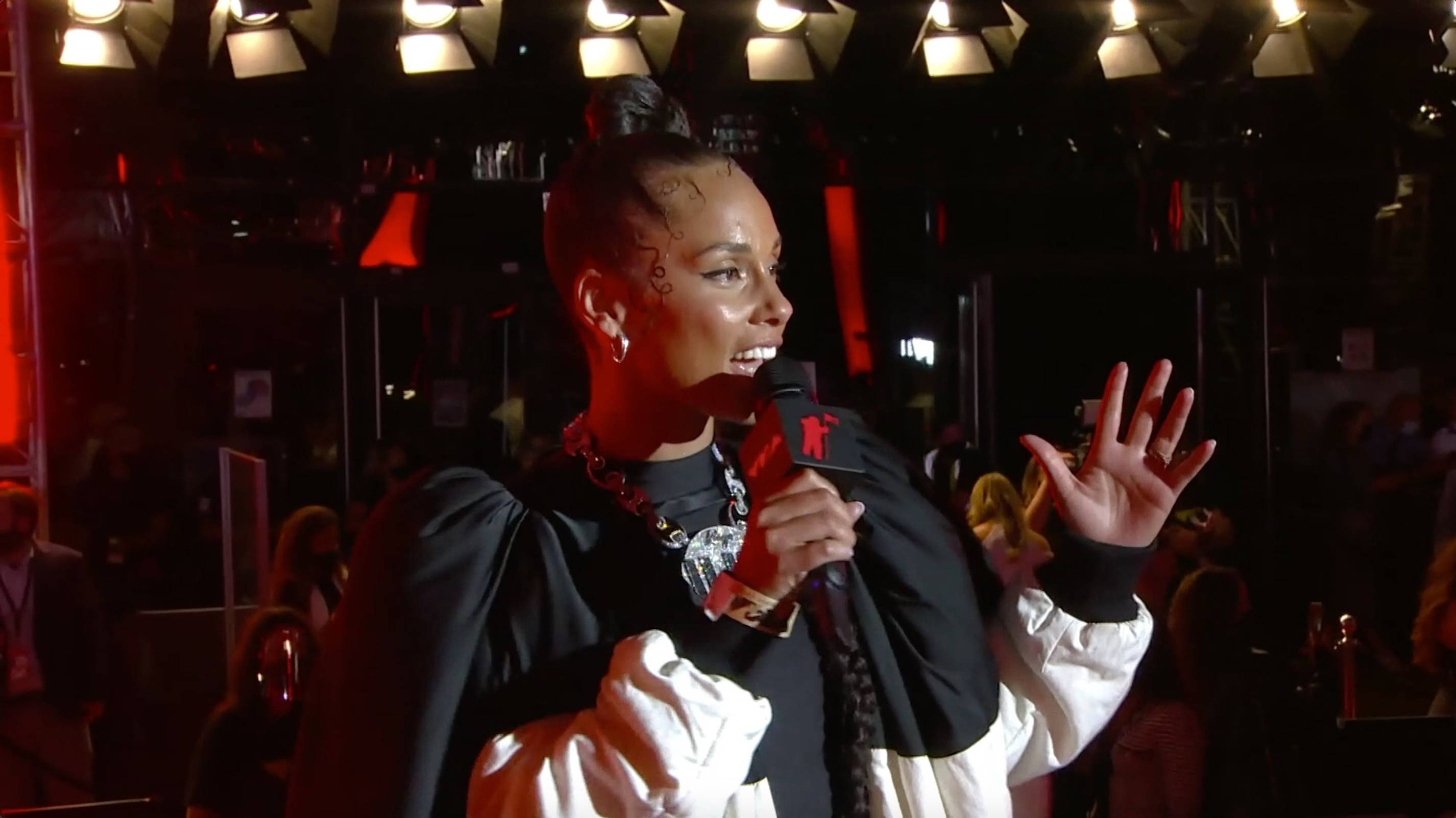 Alicia Keys talks about what viewers can expect from her when she hits the stage, including a performance of her sultry new single "LALA (Unlocked)" with Swae Lee and a tribute to New York.